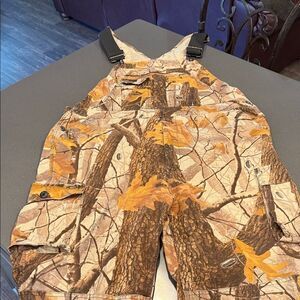 Realtree Hardwood Mens bib overalls sz 40 regular